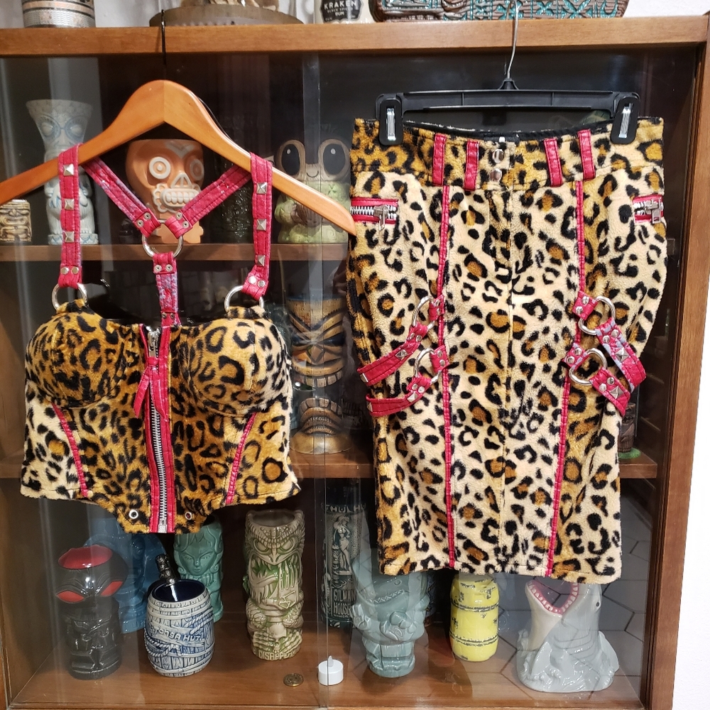 Lip Service 2004 Kings Leopard Skirt/Bustier Set Small